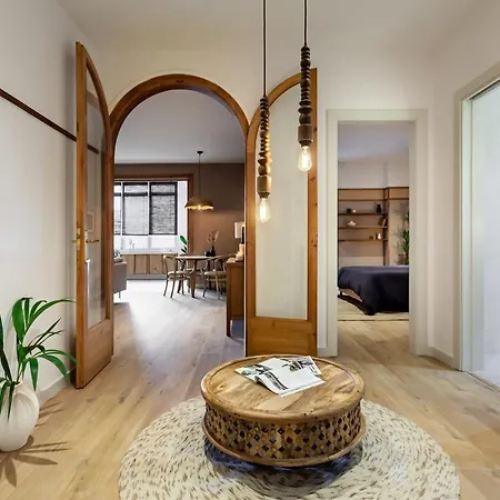 Padar - 2 Bedrooms In Eixample Dreta Lägenhet *